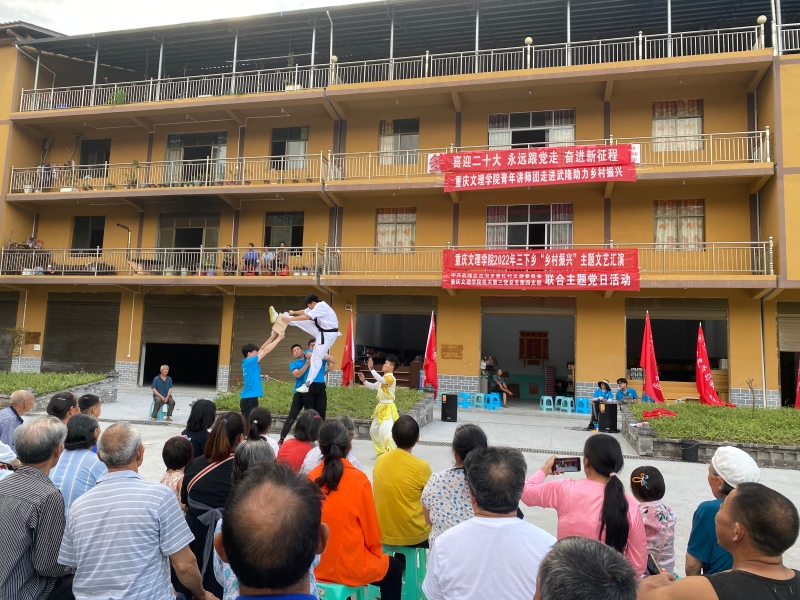 ntZX_1657094256204032425.jpg 4.jpg