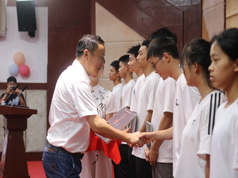 KeIv_1725876789244002342.jpg 赠院志.jpg