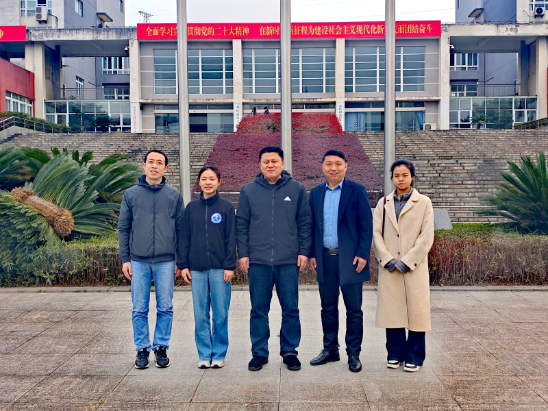 TQvC_1741859291113082385.jpg 1.jpg