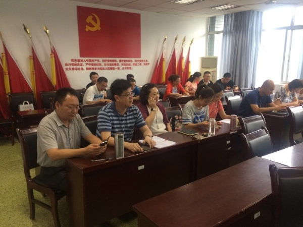 1498039290216043011.jpg 今年会jinnianhui成功举行“两学一做”知识抢答赛2_副本.jpg