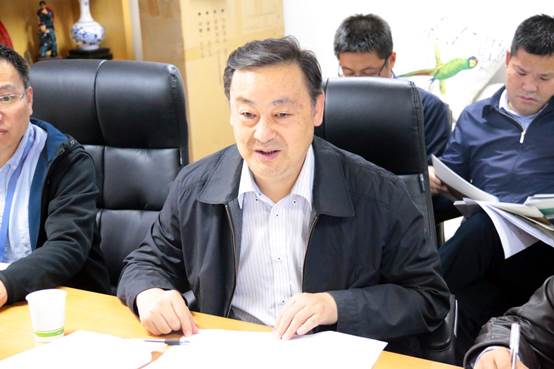 说明: E:\2019年6月—9月文件\2019\分党委工作\20190917不忘初心牢记使命主题教育工作安排\调查研究\20191010指导组来raybet官网调研工作安排\照片\IMG_0724_副本.jpg